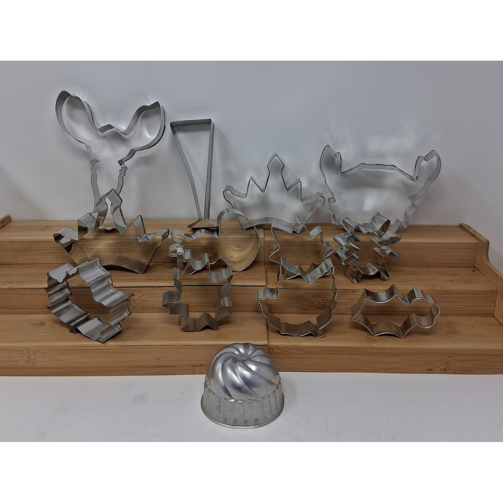 Cookie‎ Cutter Set 13pc Lobster Crab Maple Leaf Crown Fluted Mold speech bubble